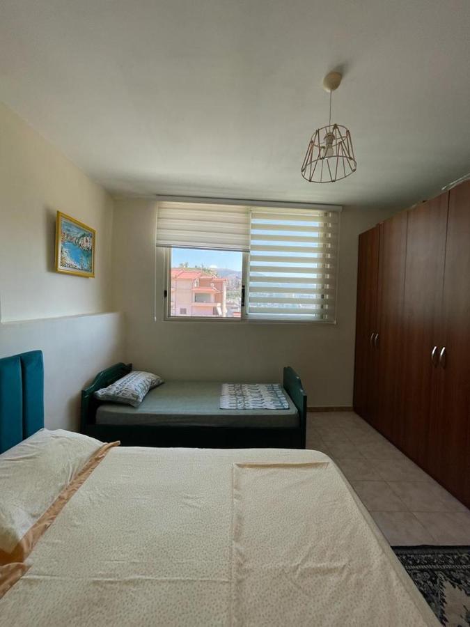 Lisus Apartment Vlorë Buitenkant foto