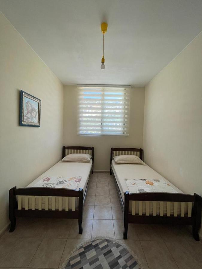 Lisus Apartment Vlorë Buitenkant foto